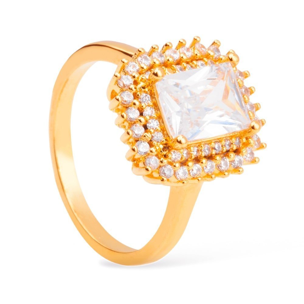 Anel Feminino Dourado Solitário com Zircônia Cravejada - Anéis | Helennea