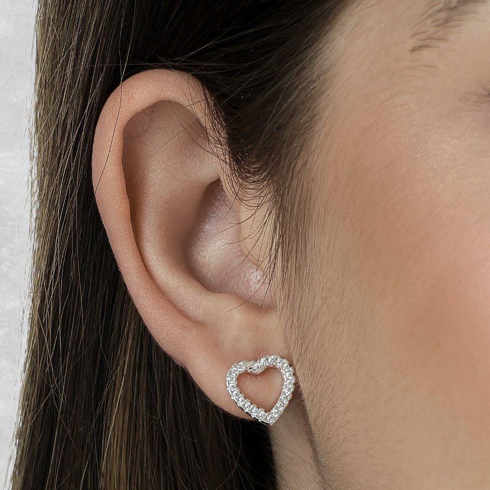Brinco Feminino Coração Cravejado com Zircônia em Prata 925 - Brincos | Helennea