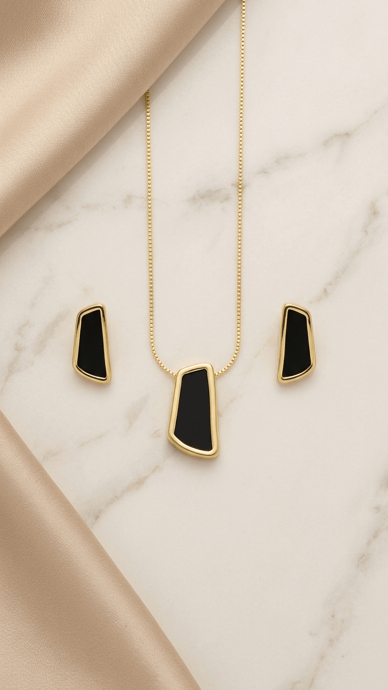 Conjunto Feminino Dourado Estilo Orgânico com Pedra Preta - Conjunto feminino | Helennea