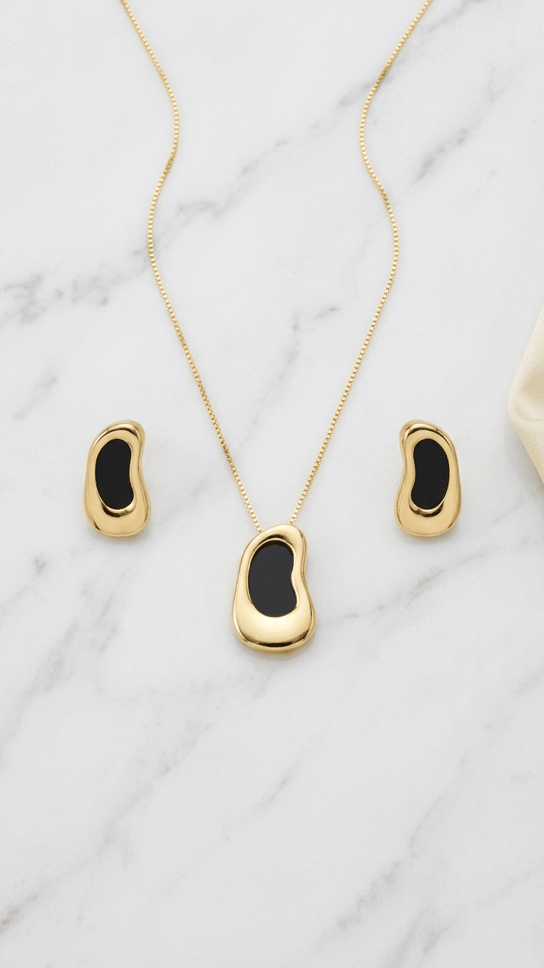 Conjunto Feminino Dourado Orgânico com Pedra Preta - Conjunto feminino | Helennea