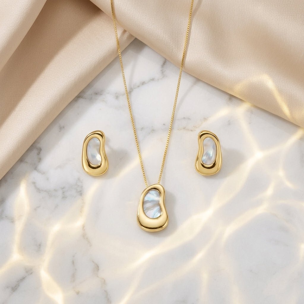 Conjunto Feminino Dourado Orgânico Gota com Madrepérola | Helennea - Conjunto feminino | Helennea