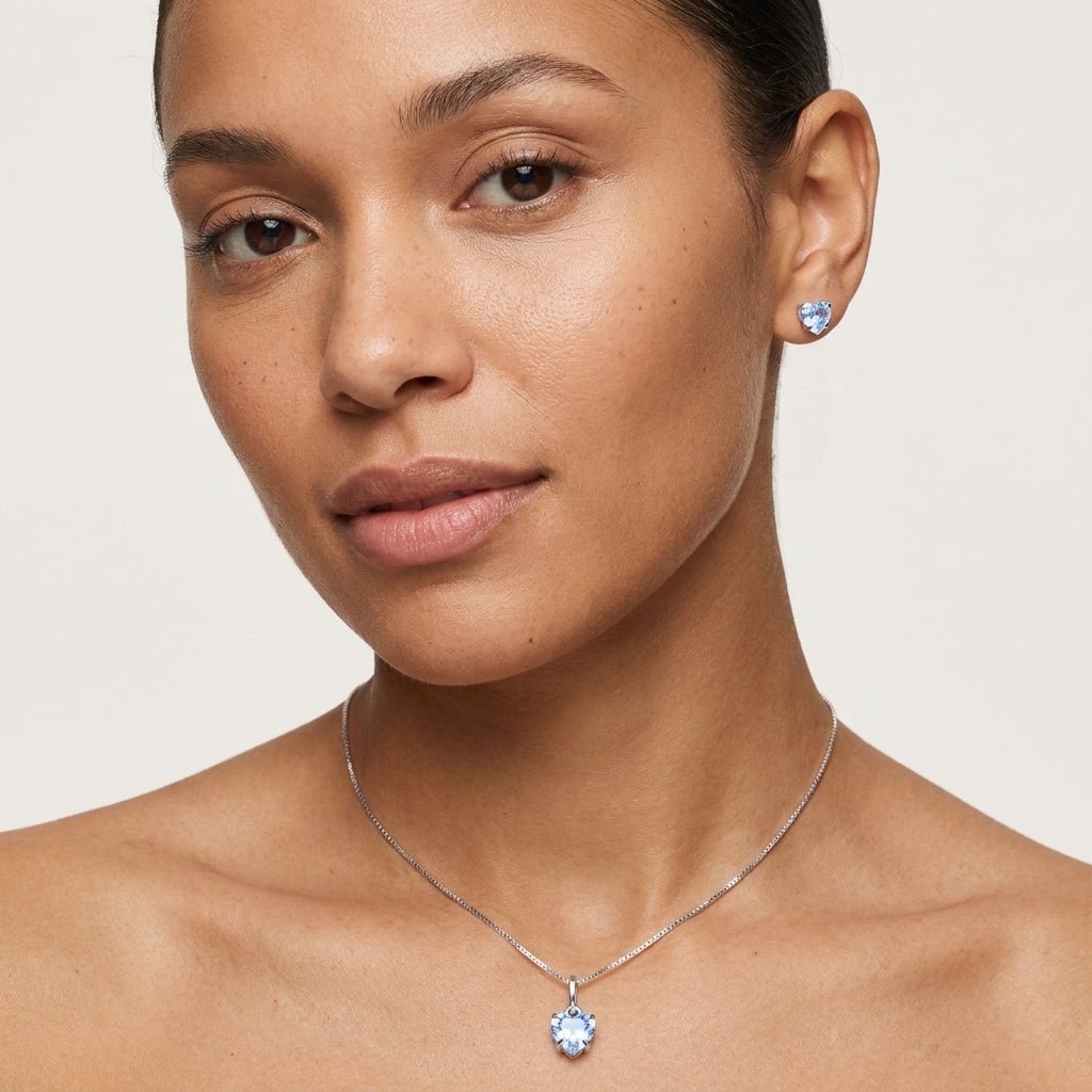 Conjunto Feminino Prateado Coração com Pedra Roxa – Colar e Brincos Elegante Prata 925 | Helennea - Colares | Helennea