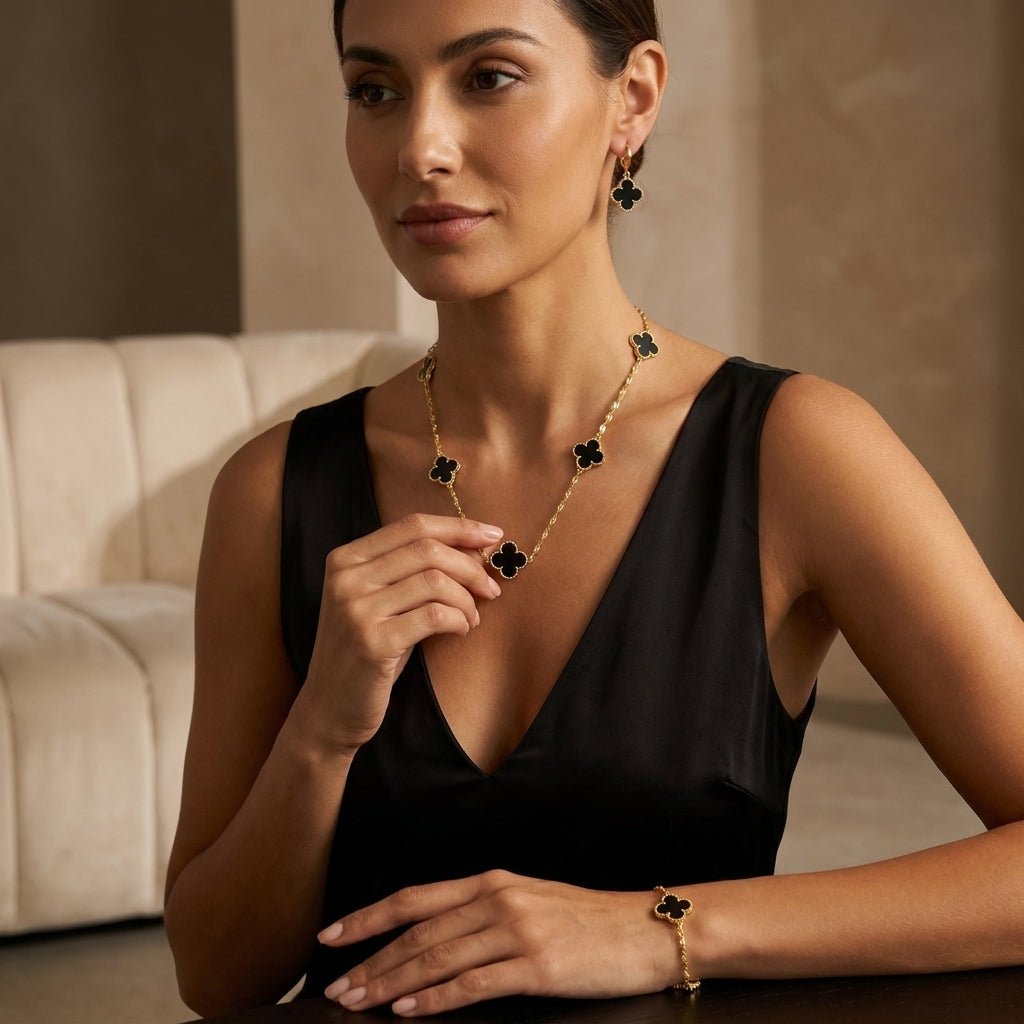 Look Completo Trevo Preto Argola Luxo - Look completo (Anel + Colar + Pulseira) | Helennea