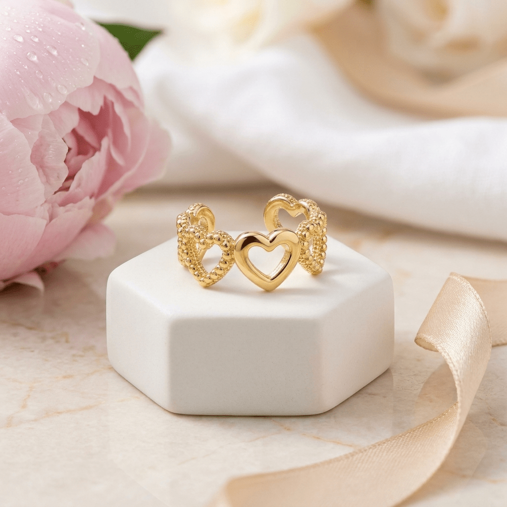 Piercing Dourado de Pressão de Corações |Helennea - Brincos | Helennea