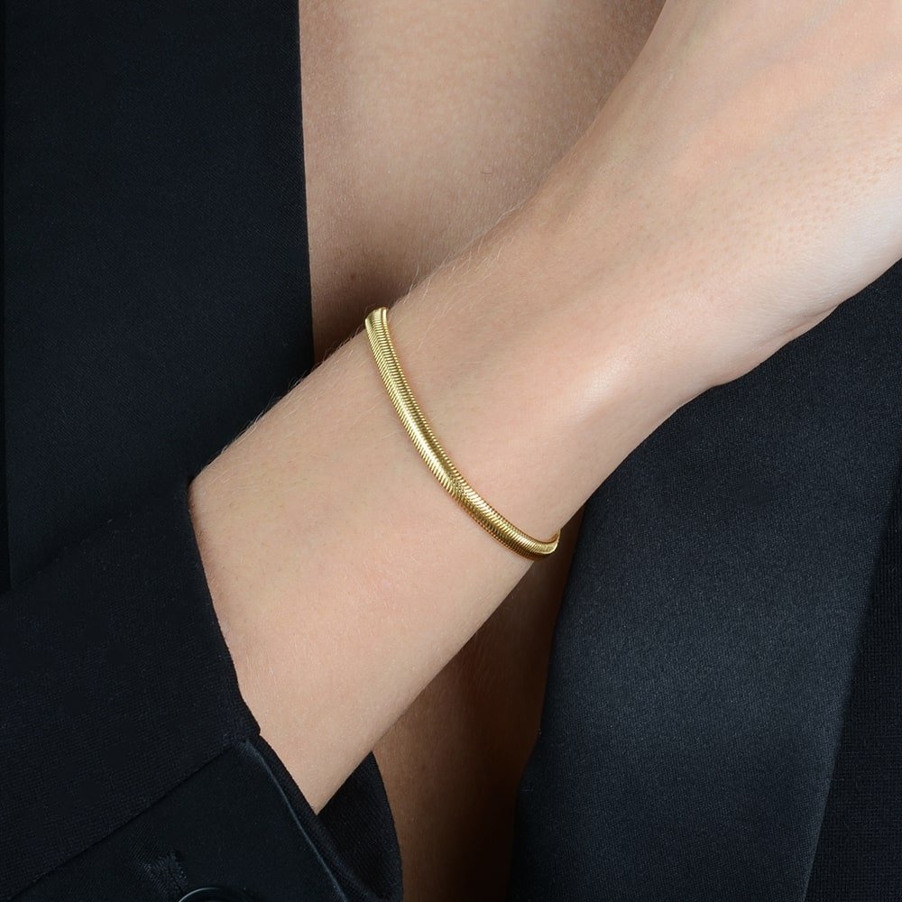 Pulseira Feminina Dourada Rabo de Rato Lisa - Pulseiras | Helennea